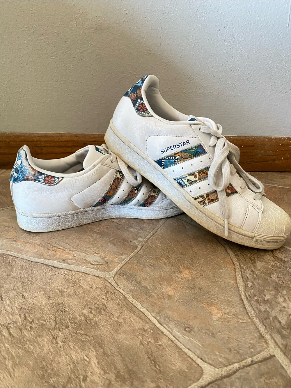 adidas White Superstar Sneakers with Multicolor Paisley Details size 8